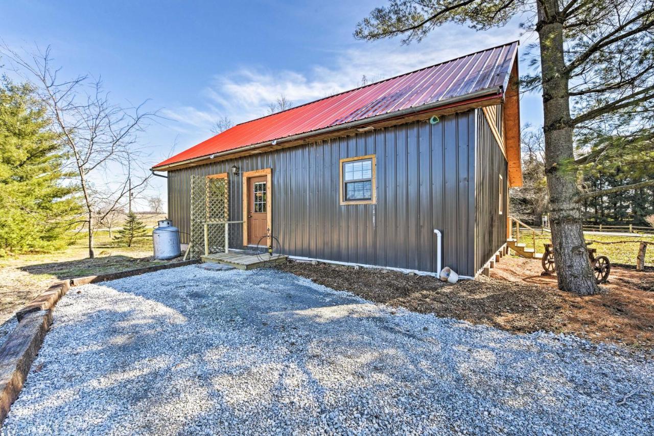 Honey House Cabin - A Quiet Countryside Retreat! Nappanee Kültér fotó